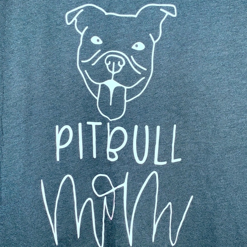 Pitbull Mom T-shirt